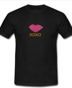 Pink lips yellow xoxo T-Shirt SU