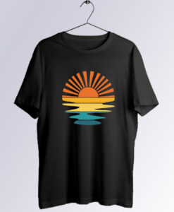 Retro Sunset Rays Wavy T Shirt